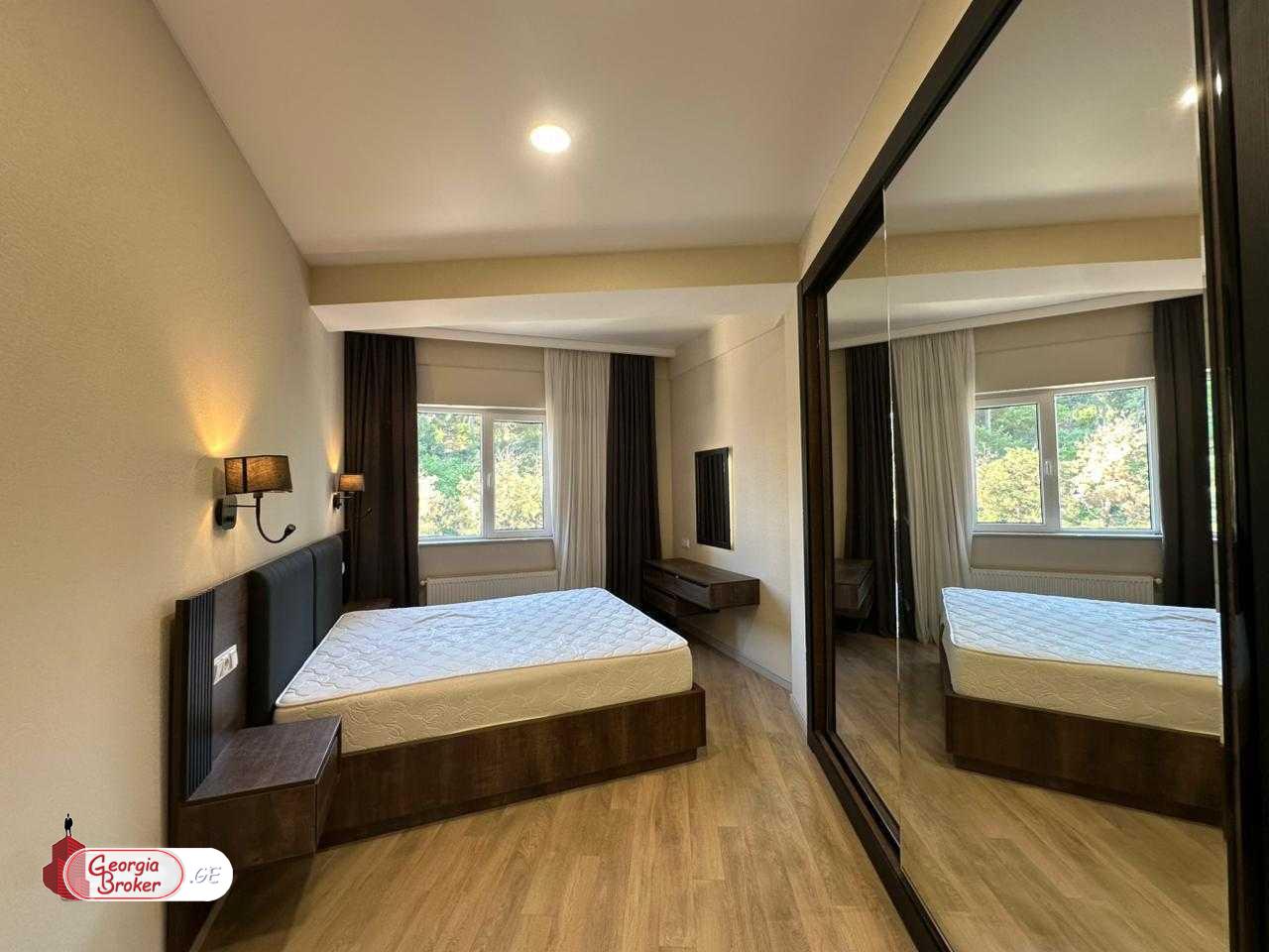 იყიდება ახალი გარემონტებული 3 ოთახიანი ბინა