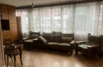 продается квартира с новым ремонтом 3-комнаты