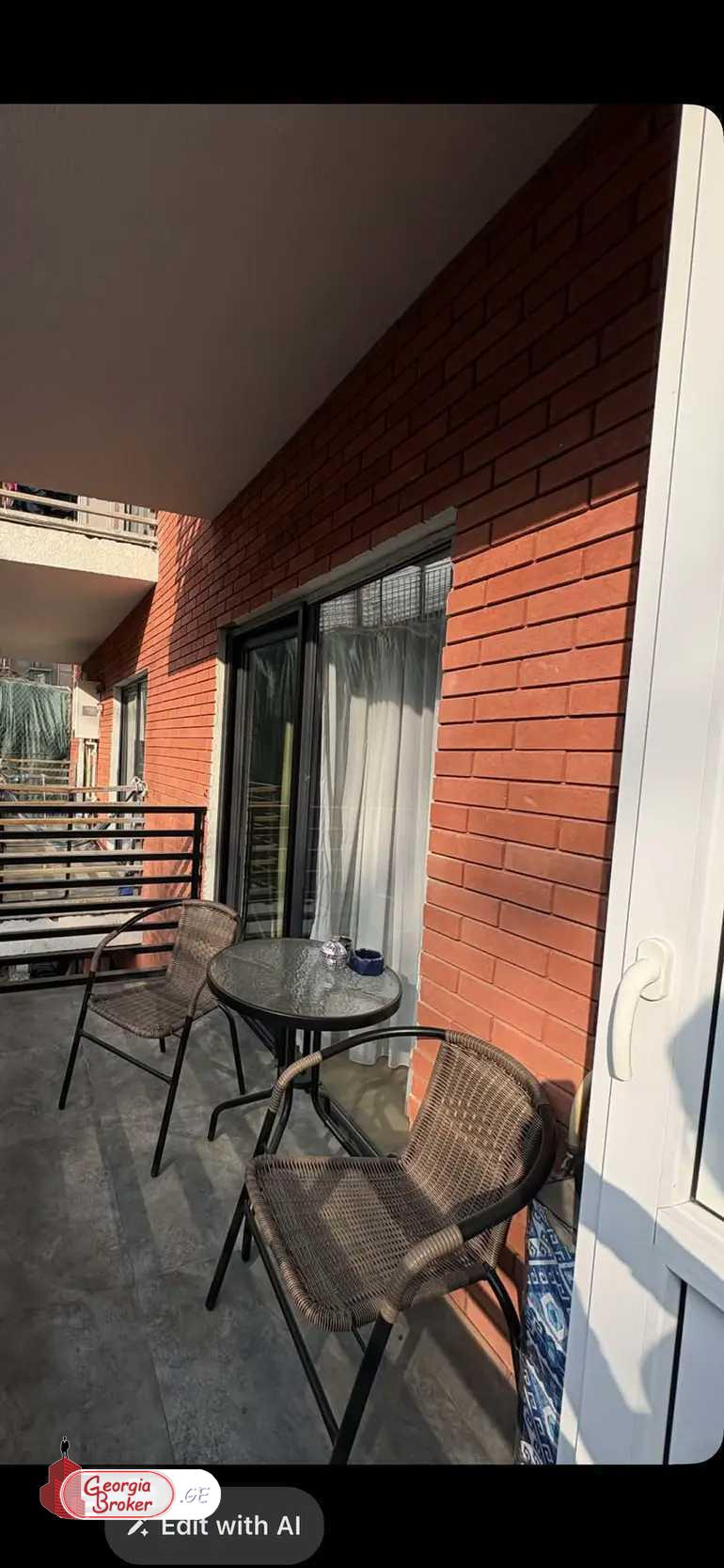 იყიდება ახალი გარემონტებული 2 ოთახიანი ბინა