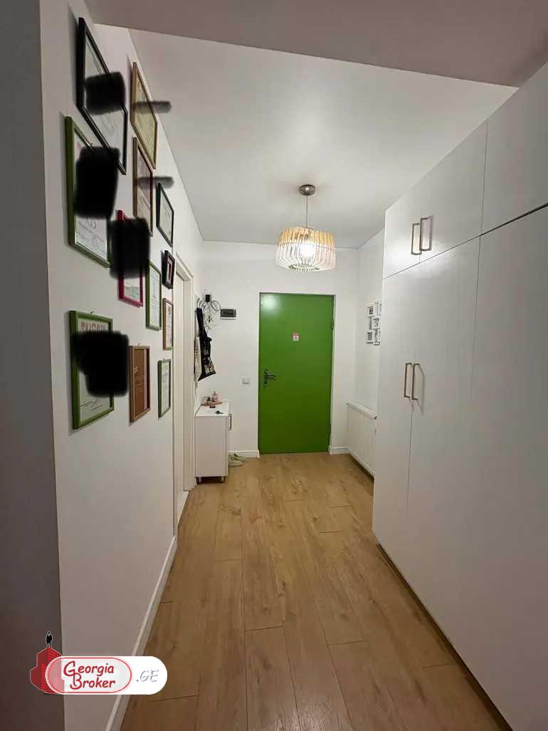 იყიდება ახალი გარემონტებული 2 ოთახიანი ბინა