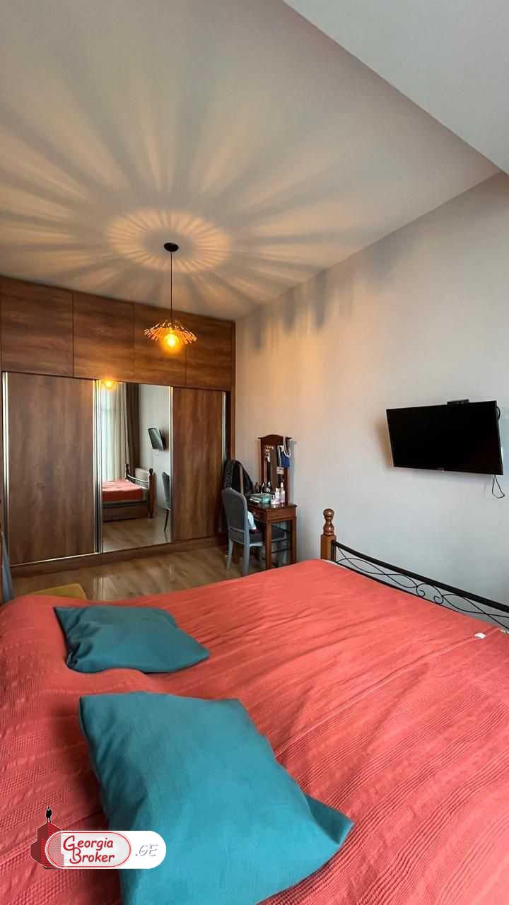 nearly repaired 4-room apartment for sale