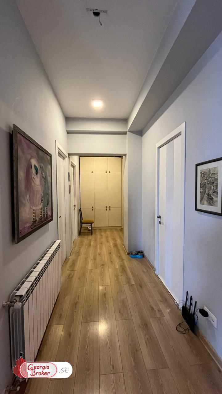 nearly repaired 4-room apartment for sale