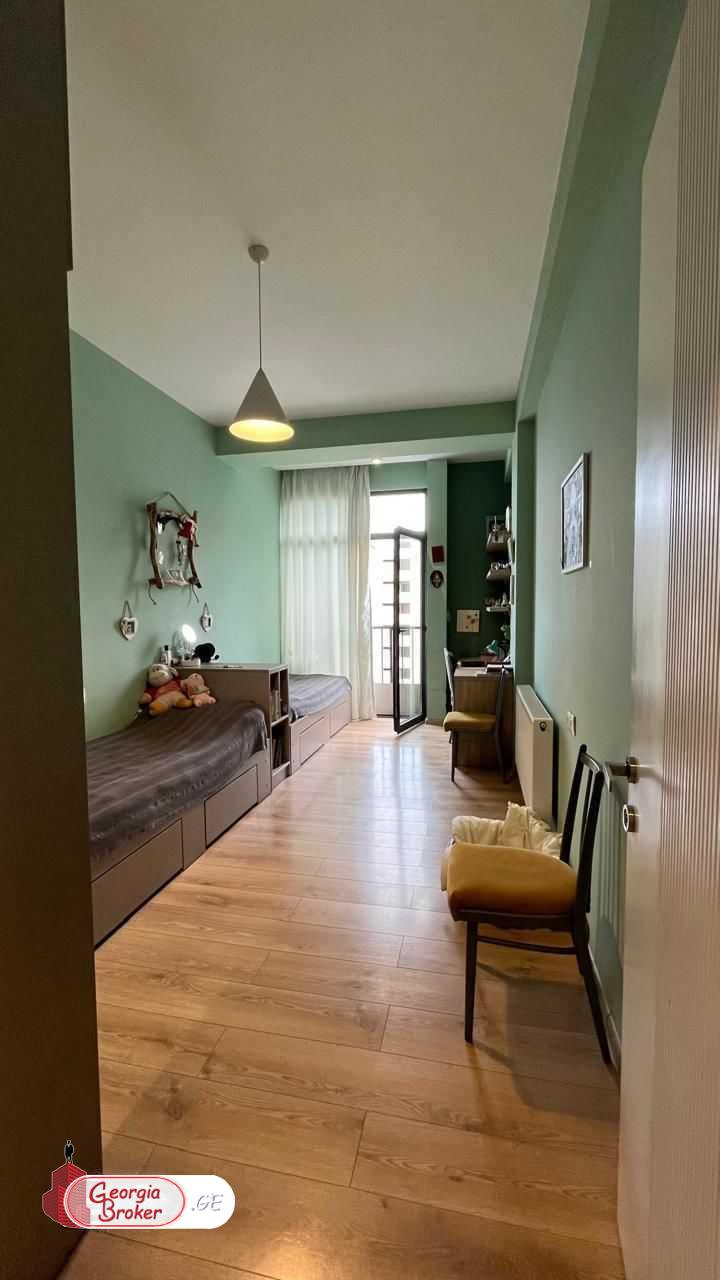 nearly repaired 4-room apartment for sale