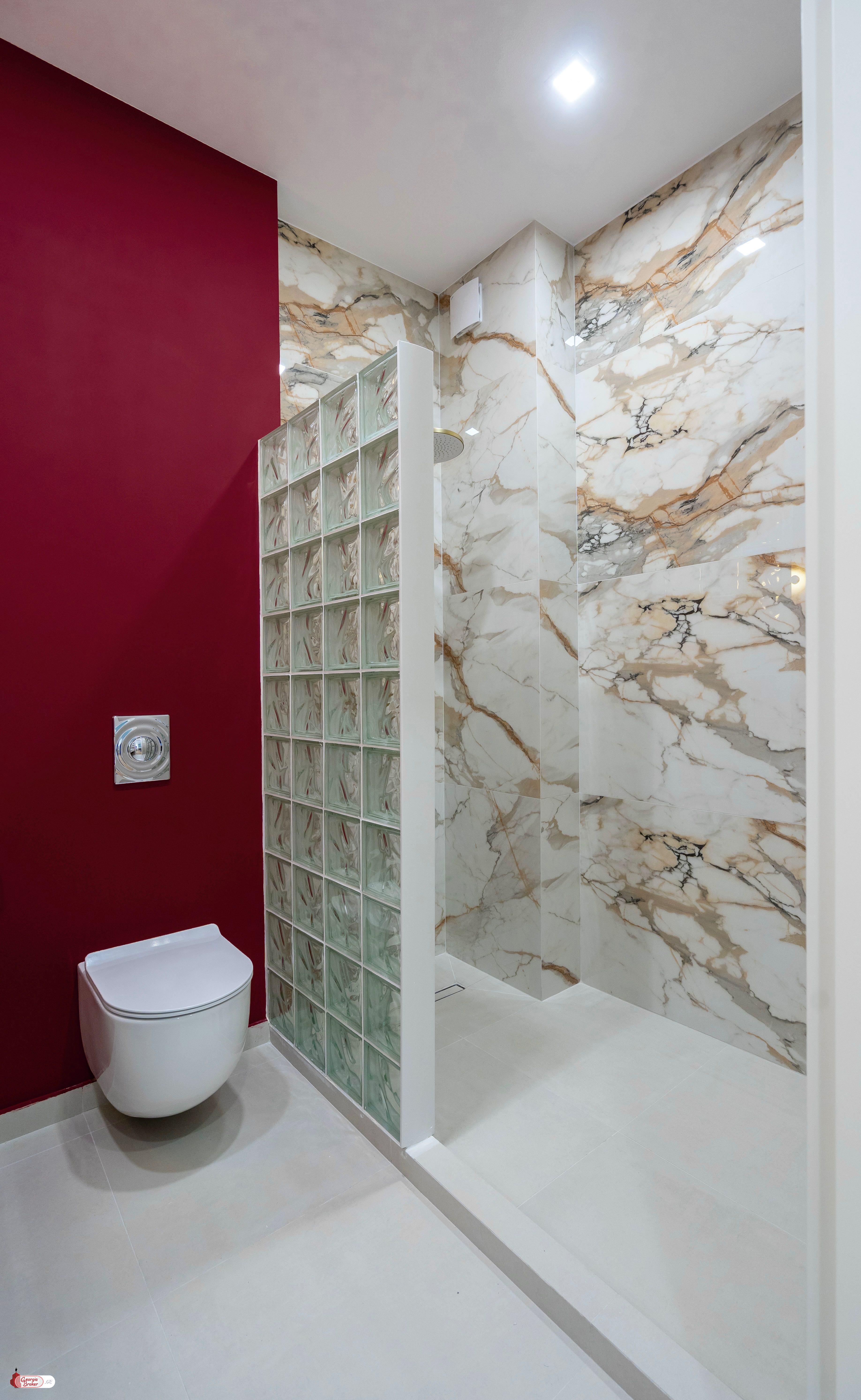 nearly repaired 2-room apartment for sale