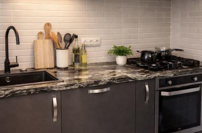 იყიდება ახალი გარემონტებული 3 ოთახიანი ბინა