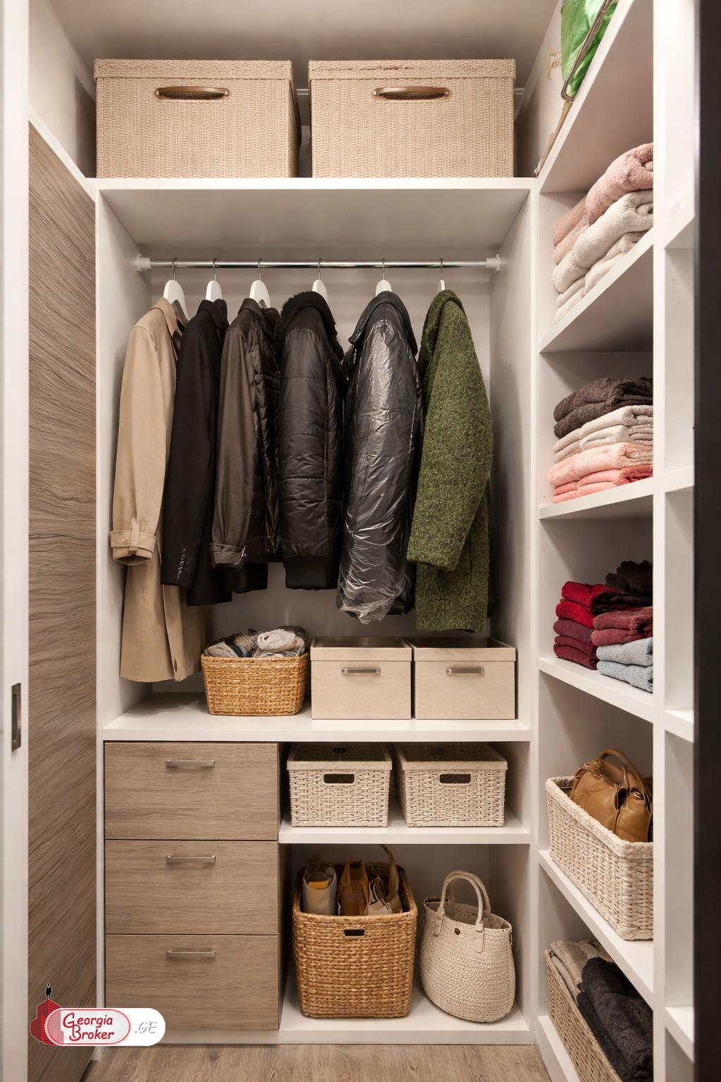 იყიდება ახალი გარემონტებული 3 ოთახიანი ბინა