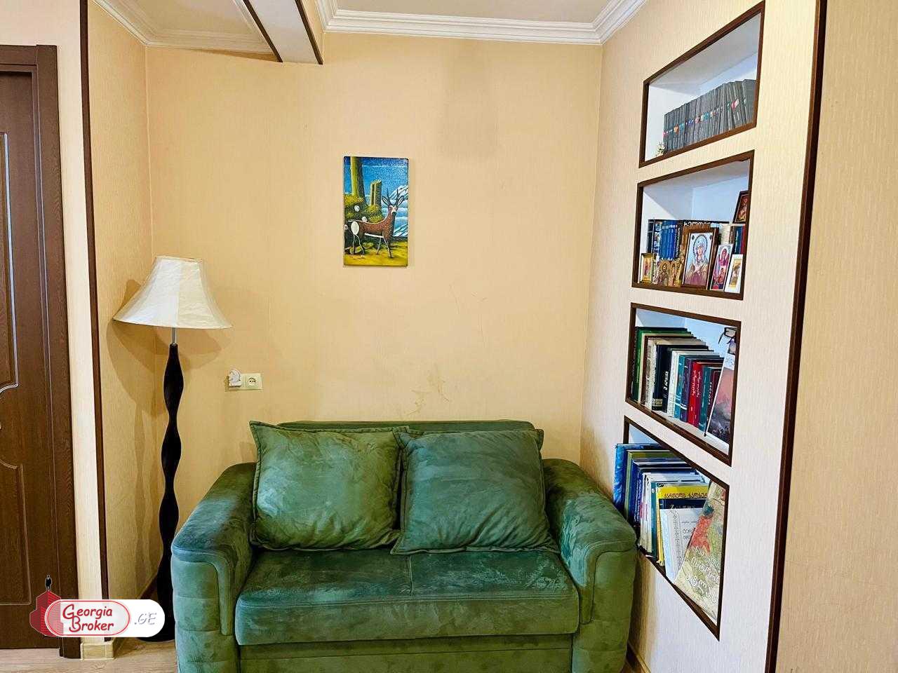 იყიდება ახალი გარემონტებული 4 ოთახიანი ბინა