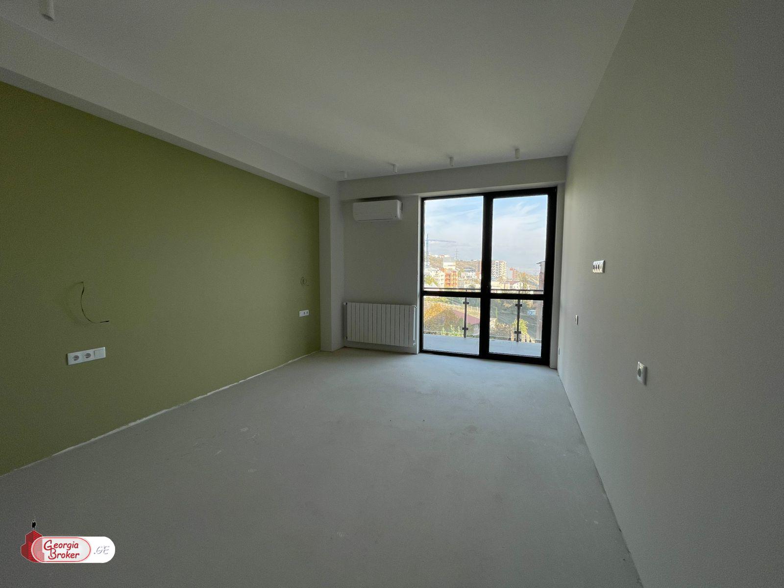 იყიდება ახალი გარემონტებული 4 ოთახიანი ბინა