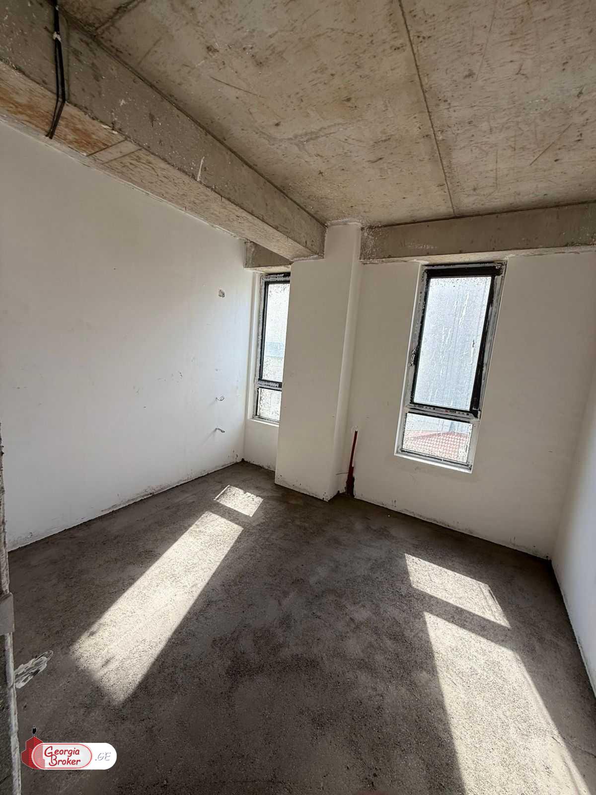 იყიდება ახალი გარემონტებული 2 ოთახიანი ბინა