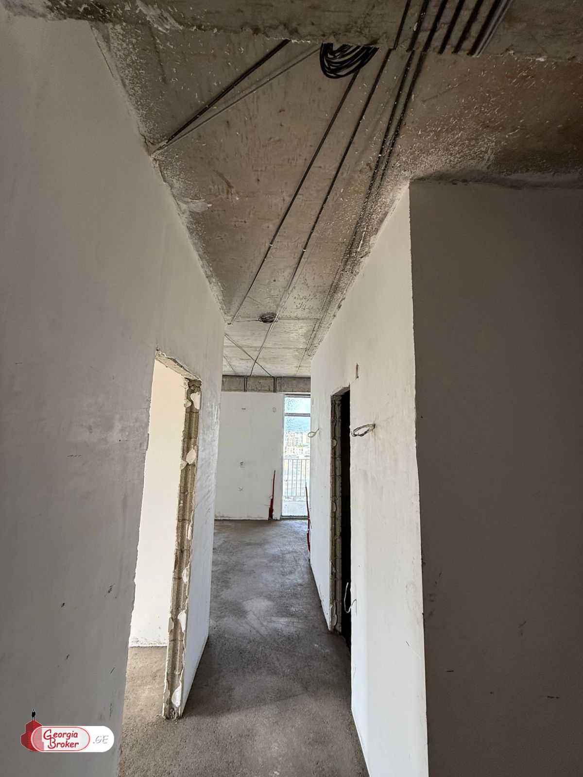 იყიდება ახალი გარემონტებული 2 ოთახიანი ბინა