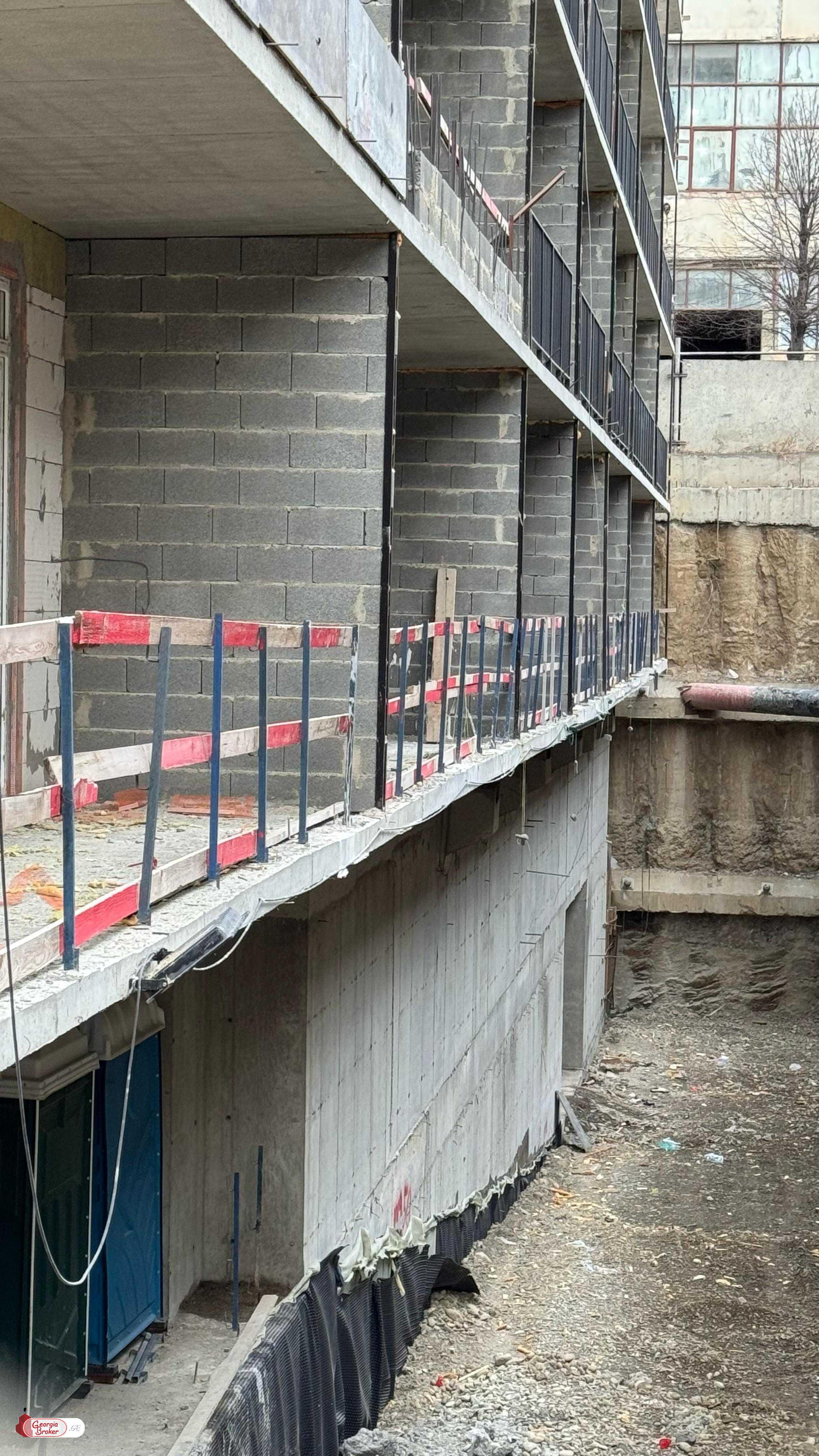 продается квартира с новым ремонтом 2-комнаты