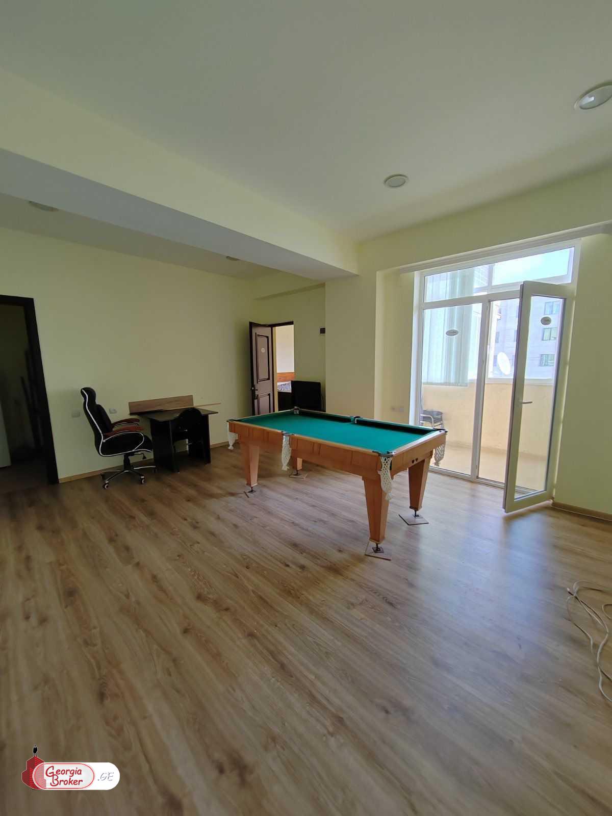 ქირავდება ახალი გარემონტებული საოფისე ფართი