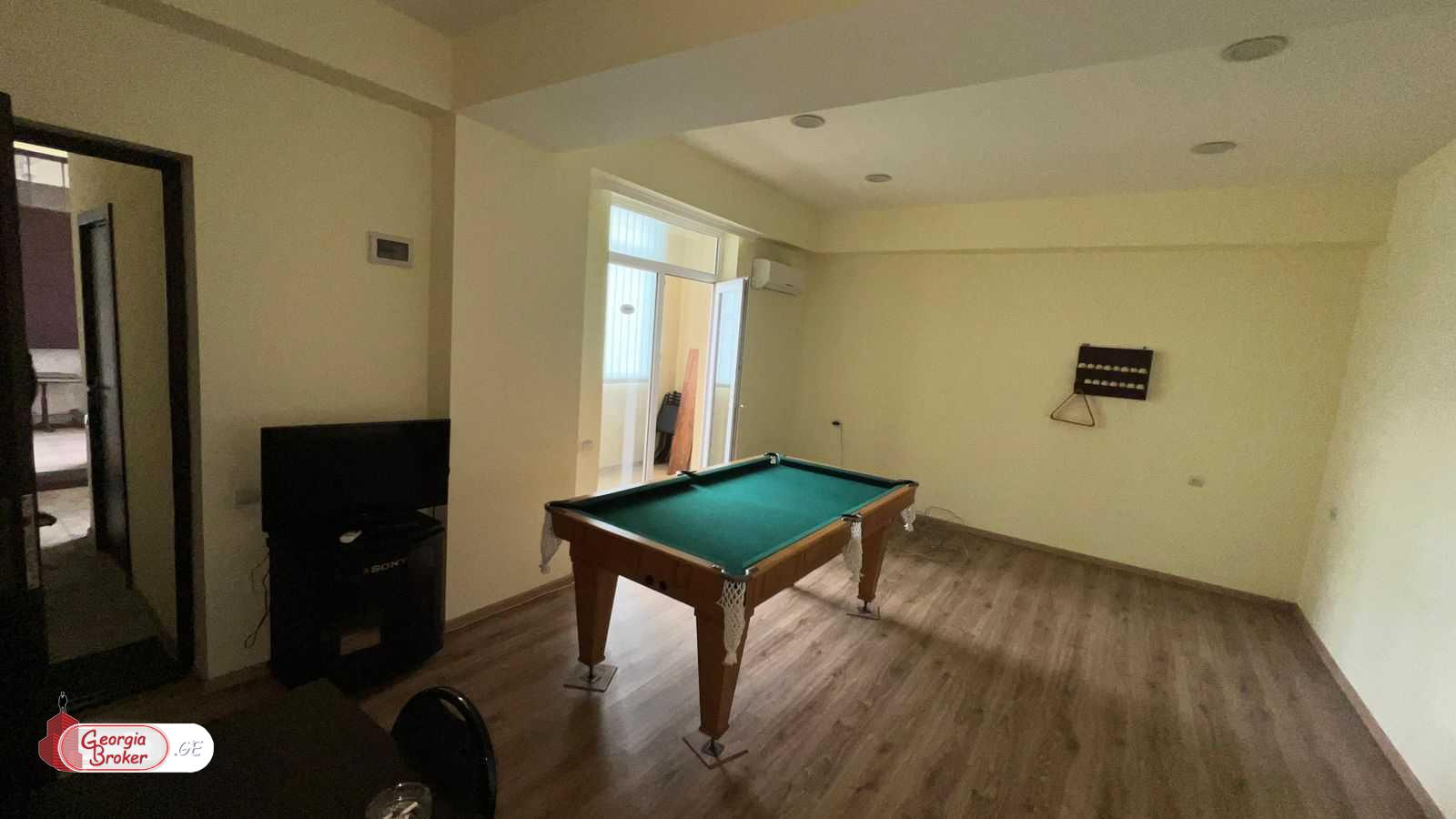 ქირავდება ახალი გარემონტებული საოფისე ფართი