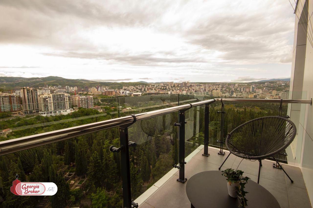 იყიდება ახალი გარემონტებული 2 ოთახიანი ბინა