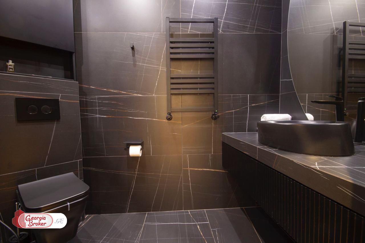 იყიდება ახალი გარემონტებული 2 ოთახიანი ბინა