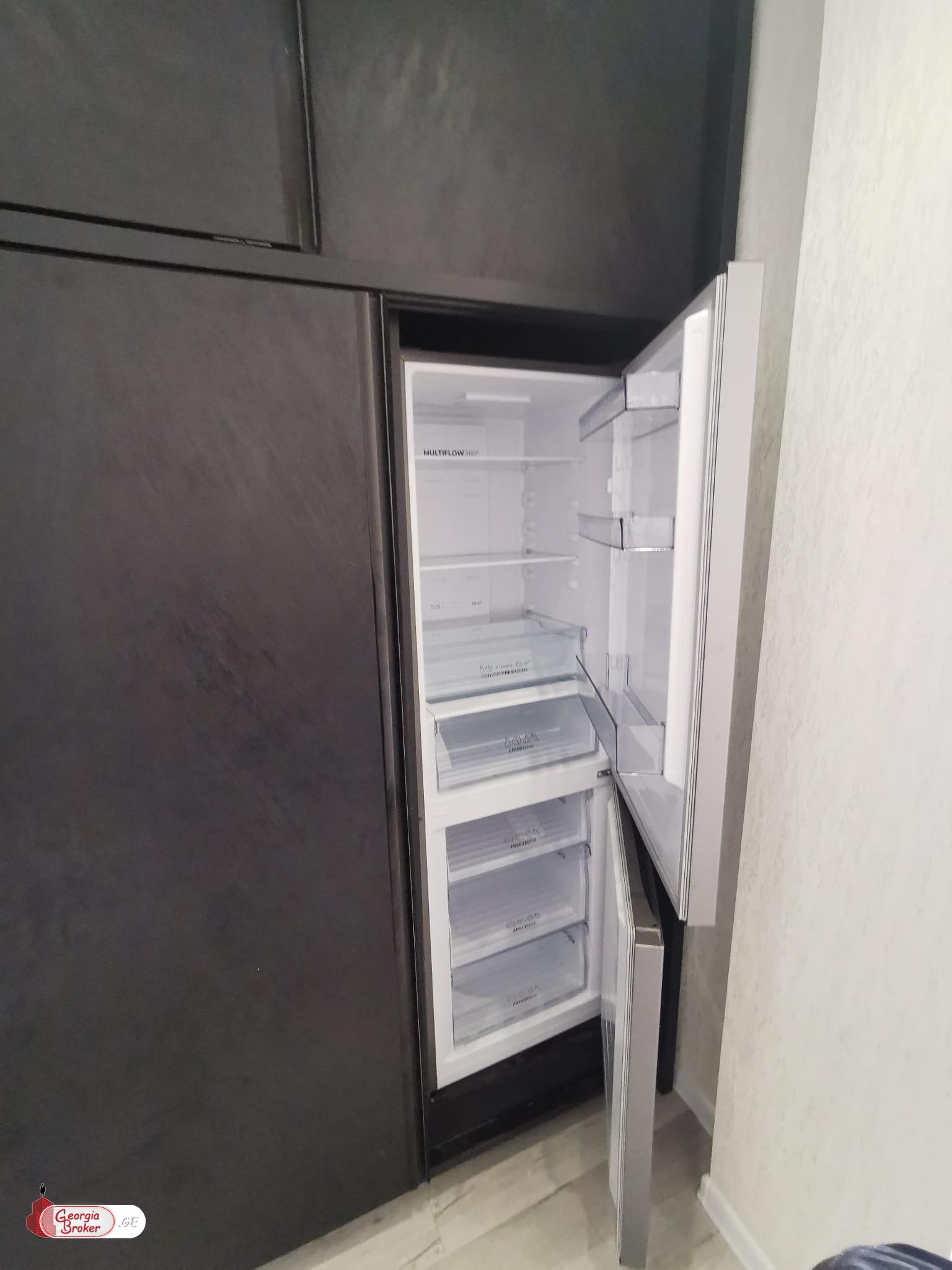 იყიდება ახალი გარემონტებული 3 ოთახიანი ბინა