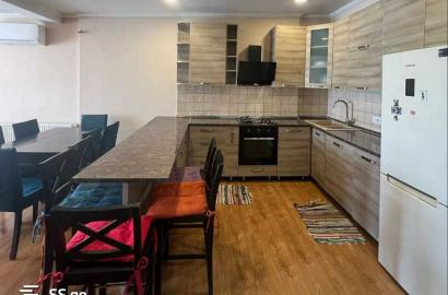 იყიდება ახალი გარემონტებული 4 ოთახიანი ბინა