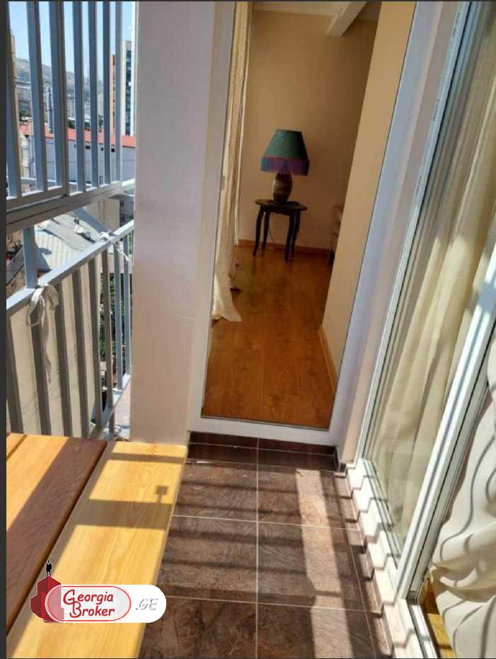 იყიდება ახალი გარემონტებული 4 ოთახიანი ბინა