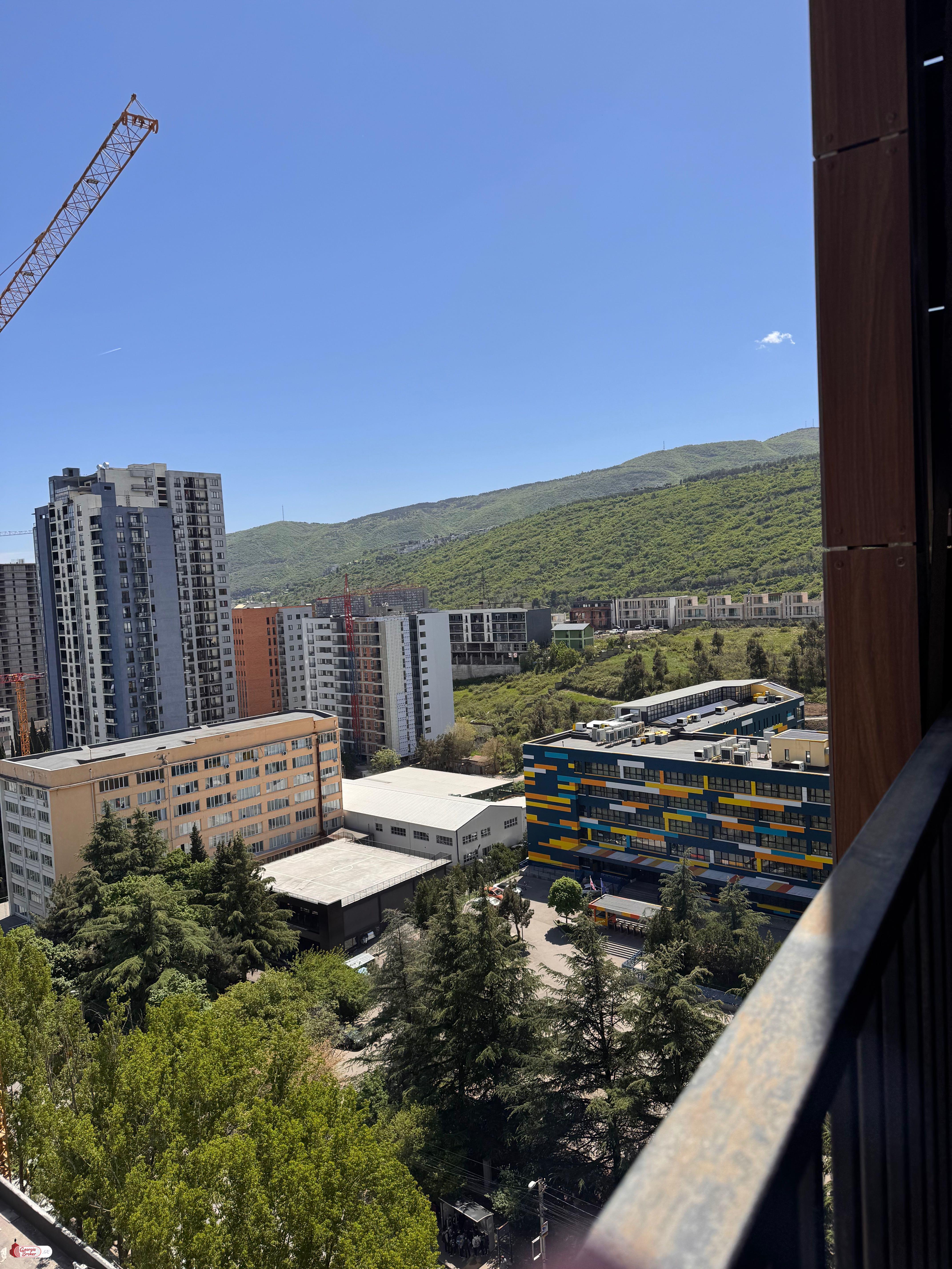 nearly repaired 3-room apartment for sale