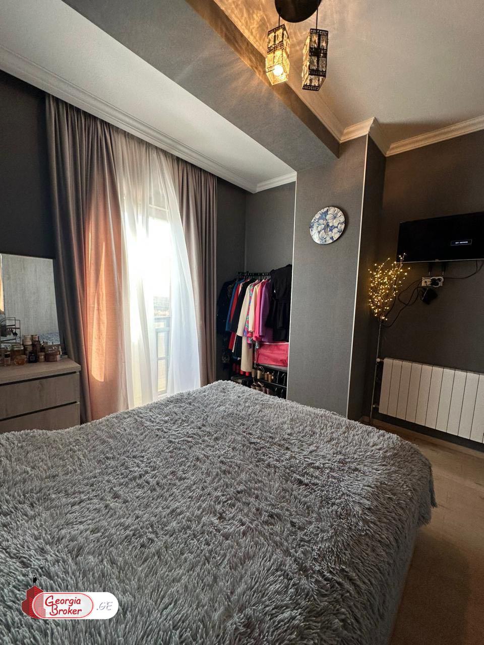 იყიდება ახალი გარემონტებული 3 ოთახიანი ბინა