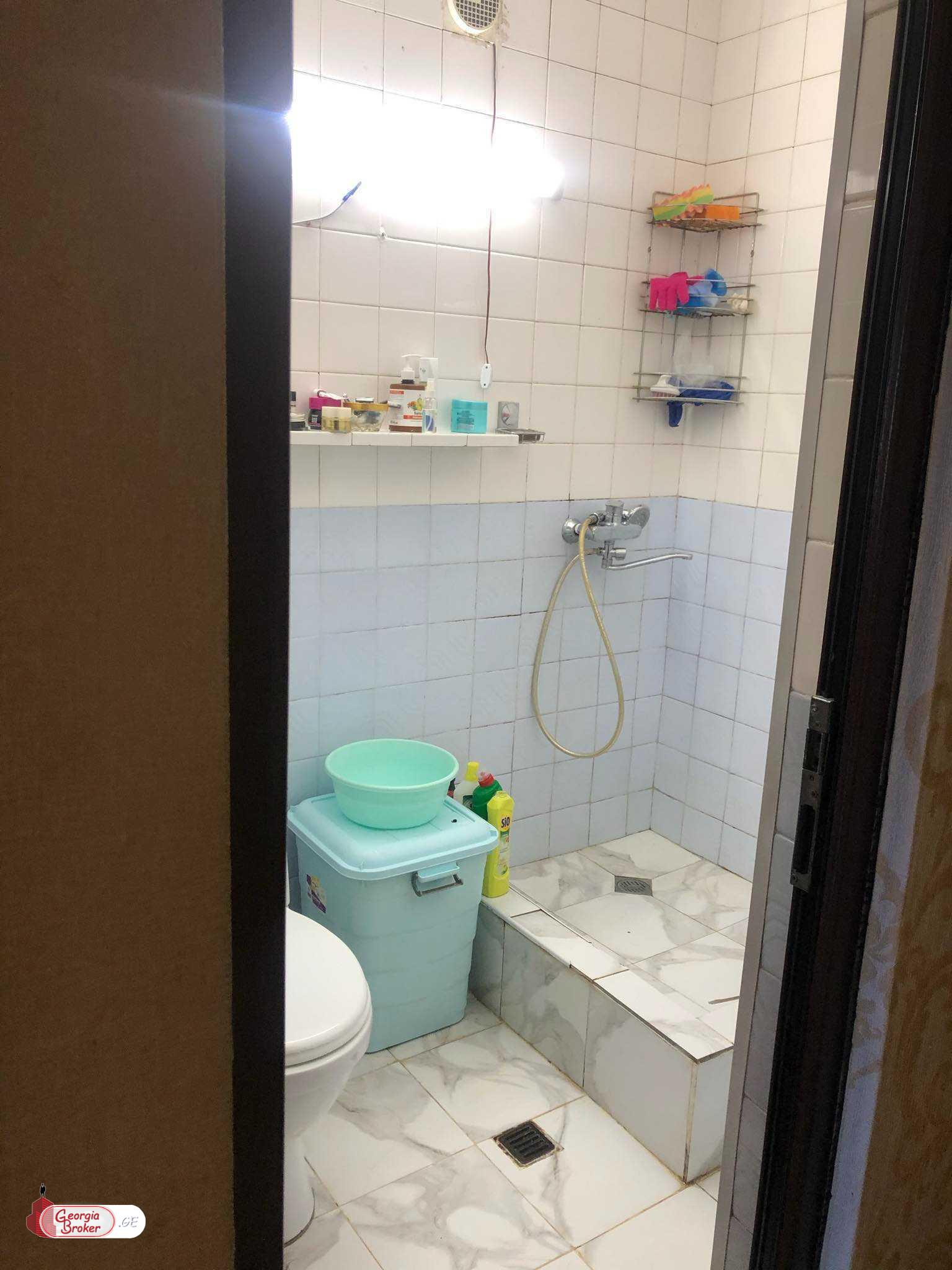 nearly repaired 3-room apartment for sale