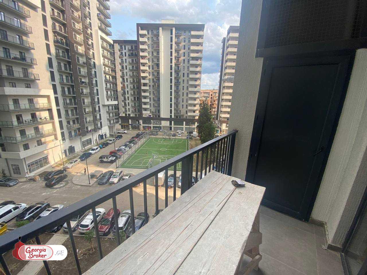 продается квартира с новым ремонтом 2-комнаты