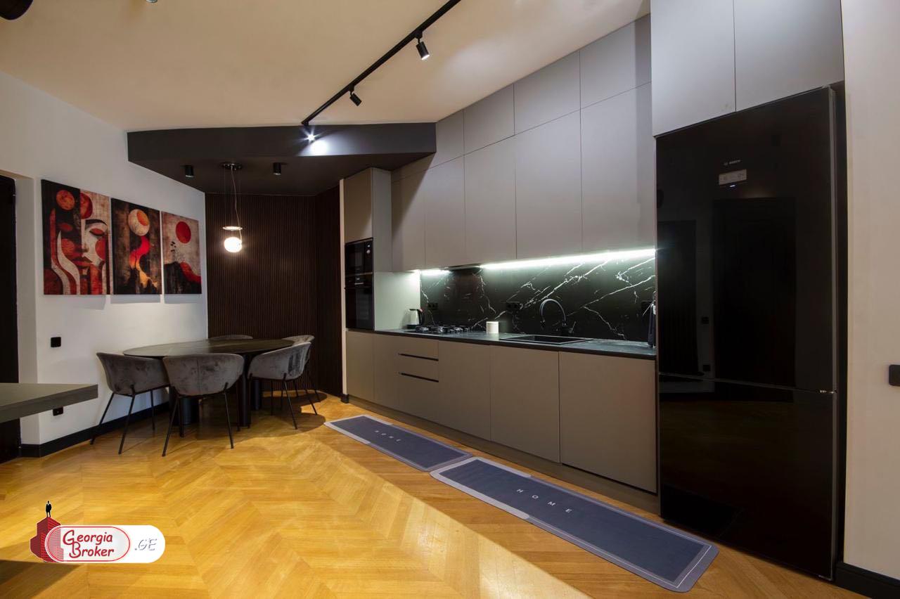 продается квартира с новым ремонтом 2-комнаты