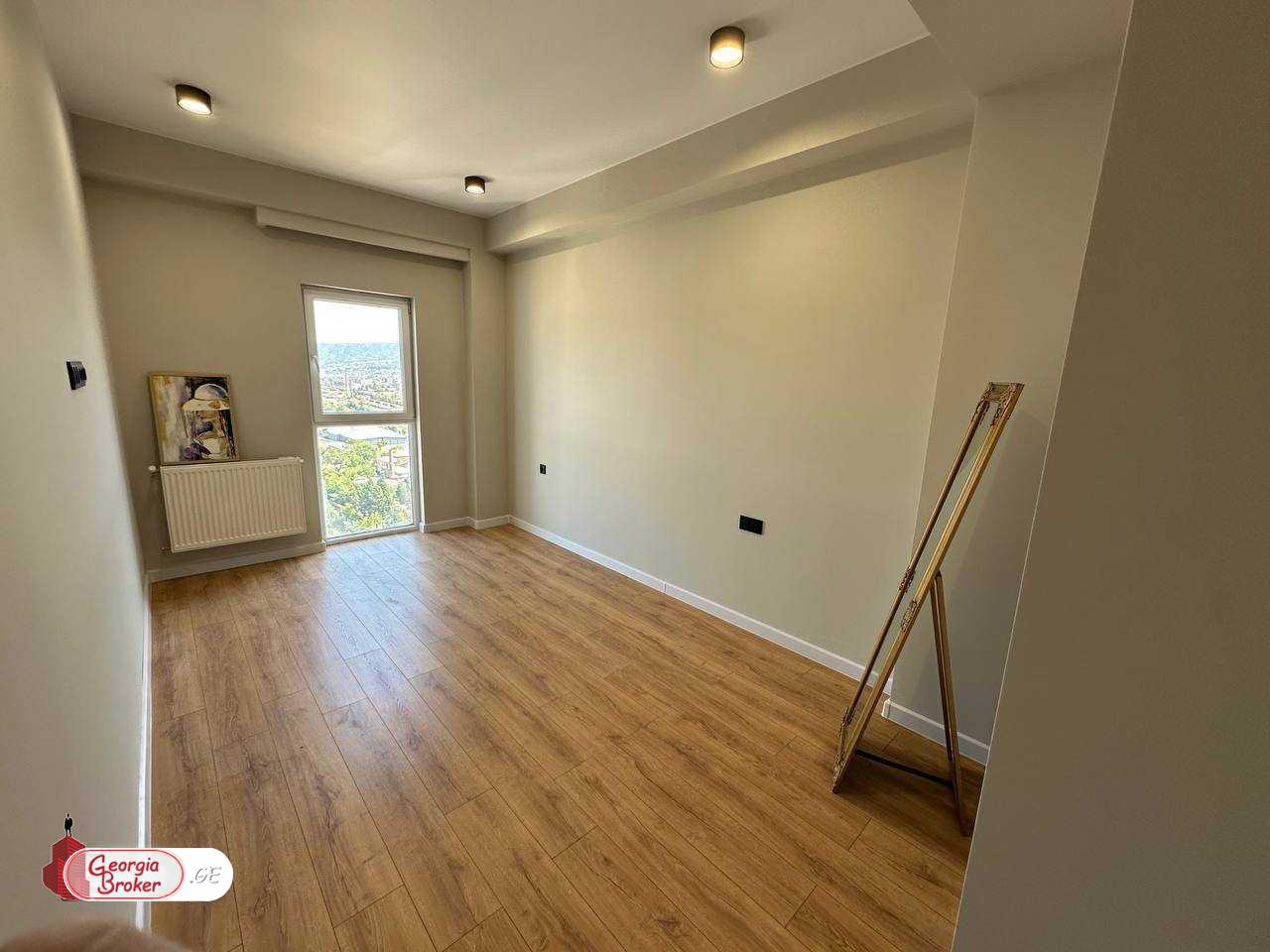 იყიდება ახალი გარემონტებული 2 ოთახიანი ბინა