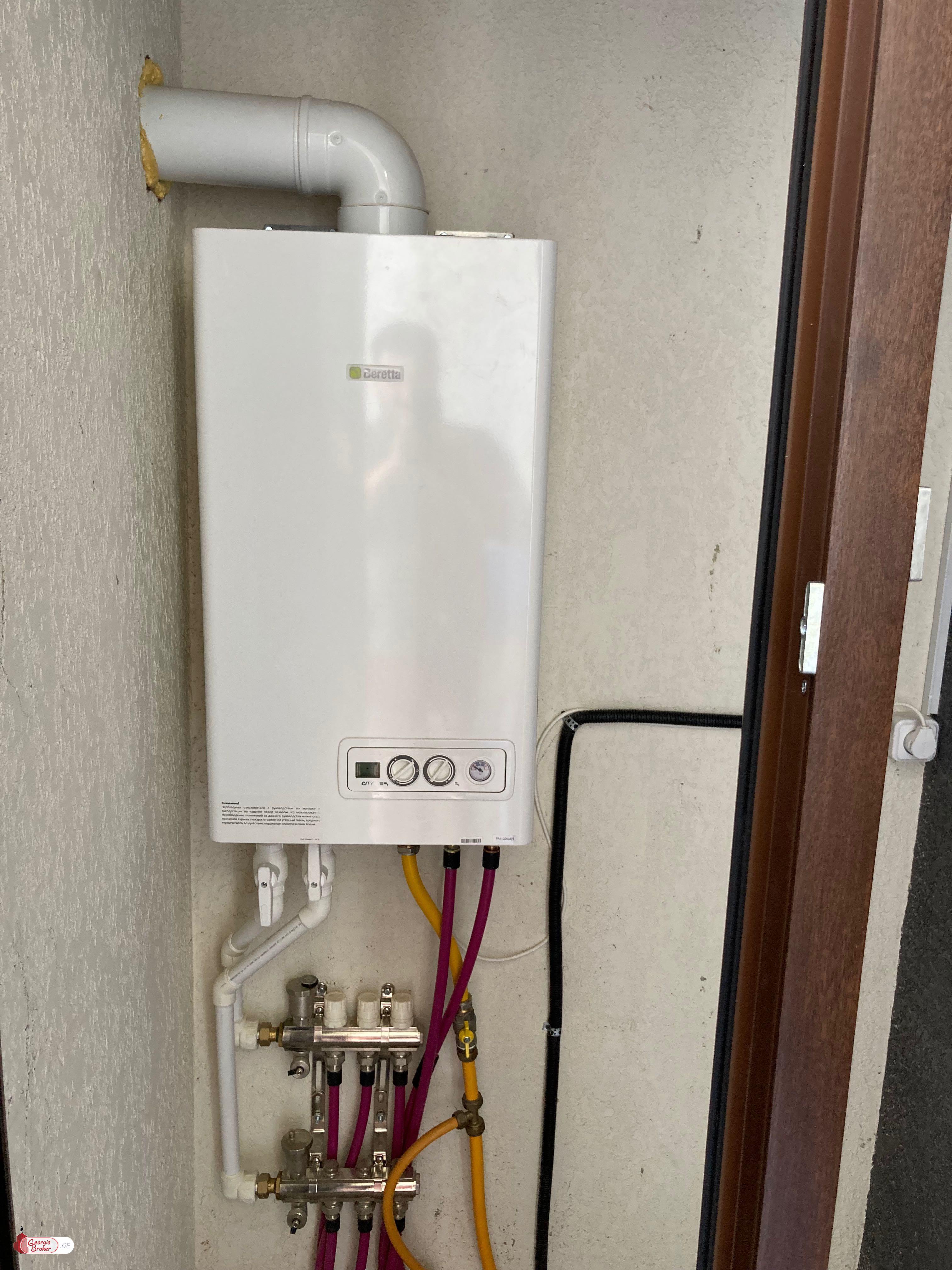 იყიდება ახალი გარემონტებული 2 ოთახიანი ბინა