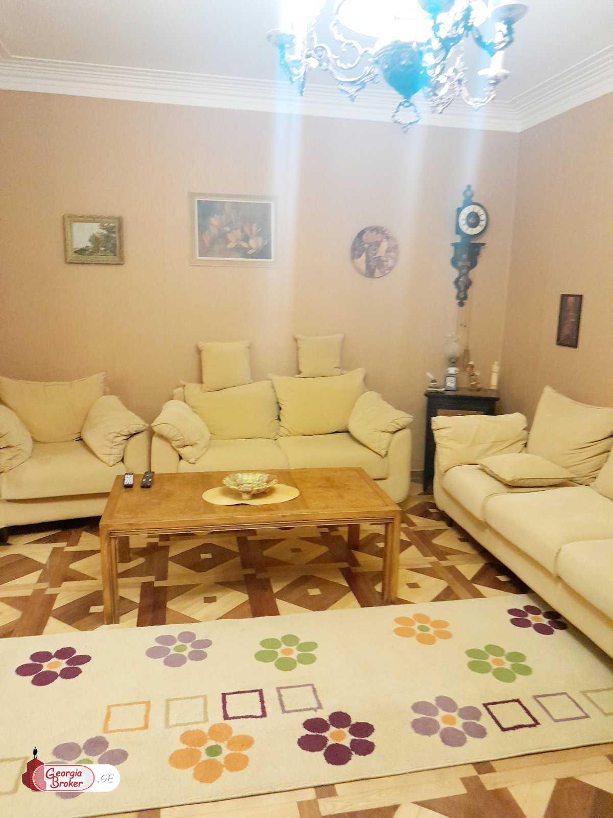 იყიდება ახალი გარემონტებული 3 ოთახიანი ბინა