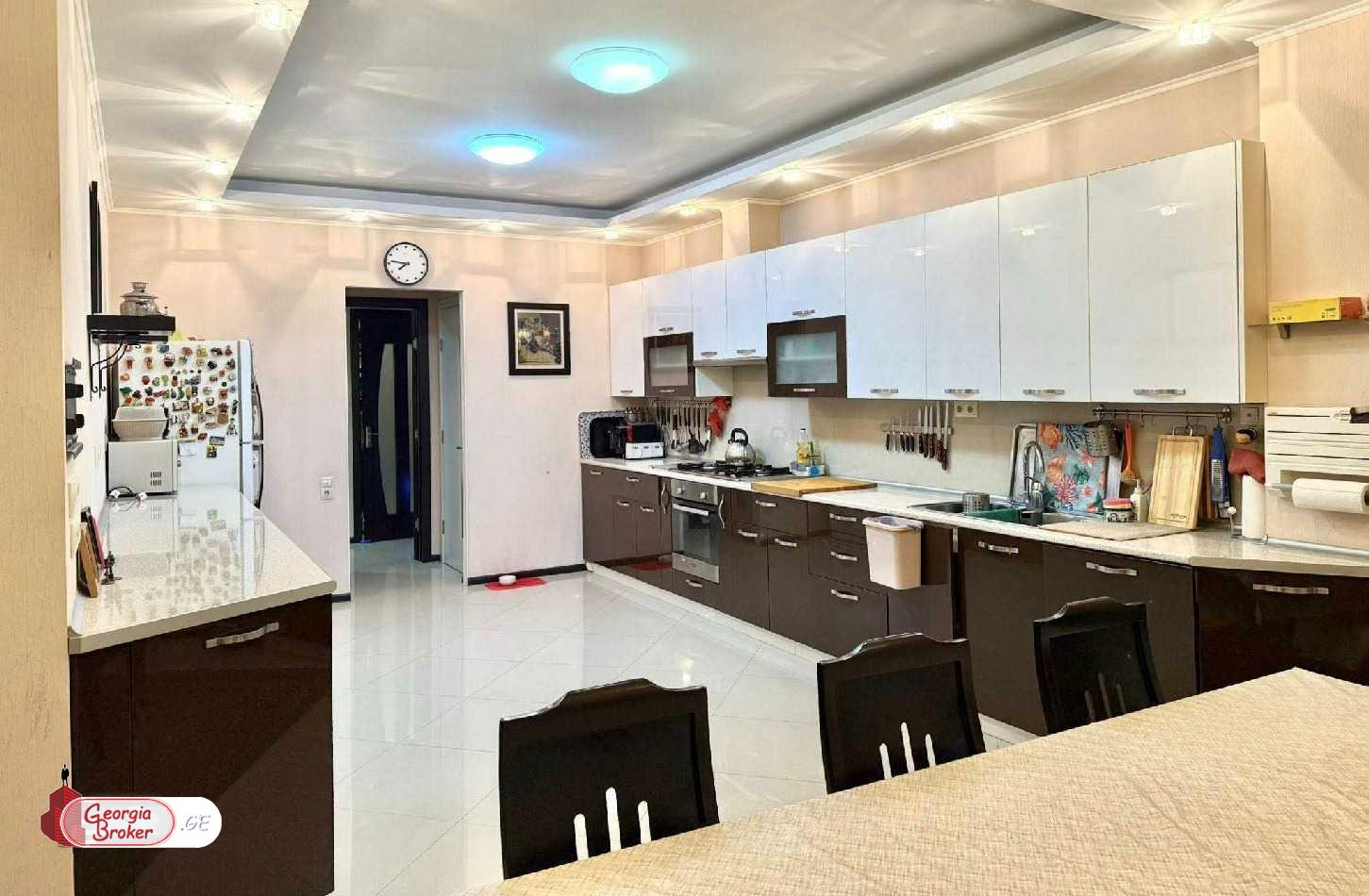 nearly repaired 6-room apartment for sale