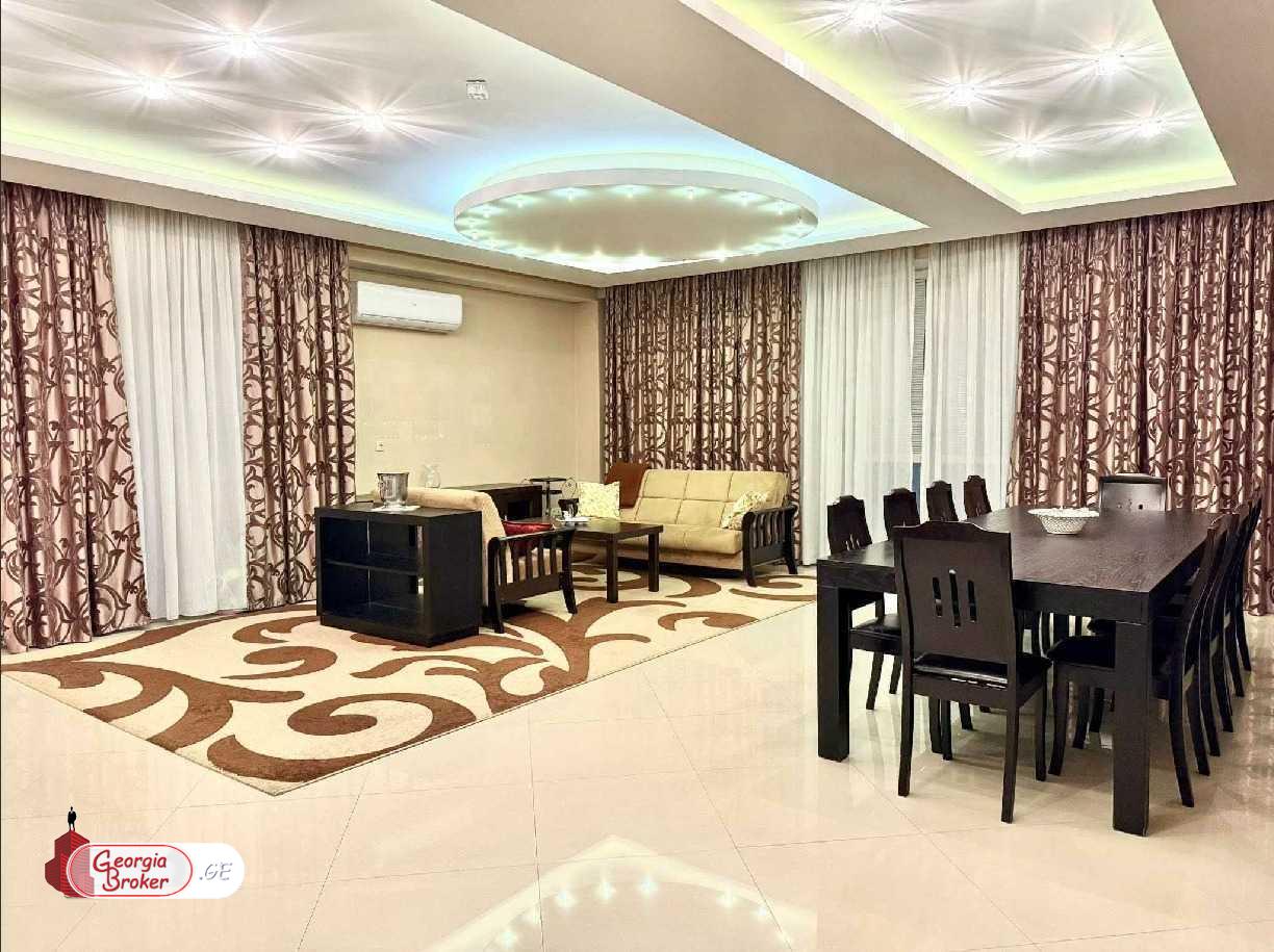 nearly repaired 6-room apartment for sale