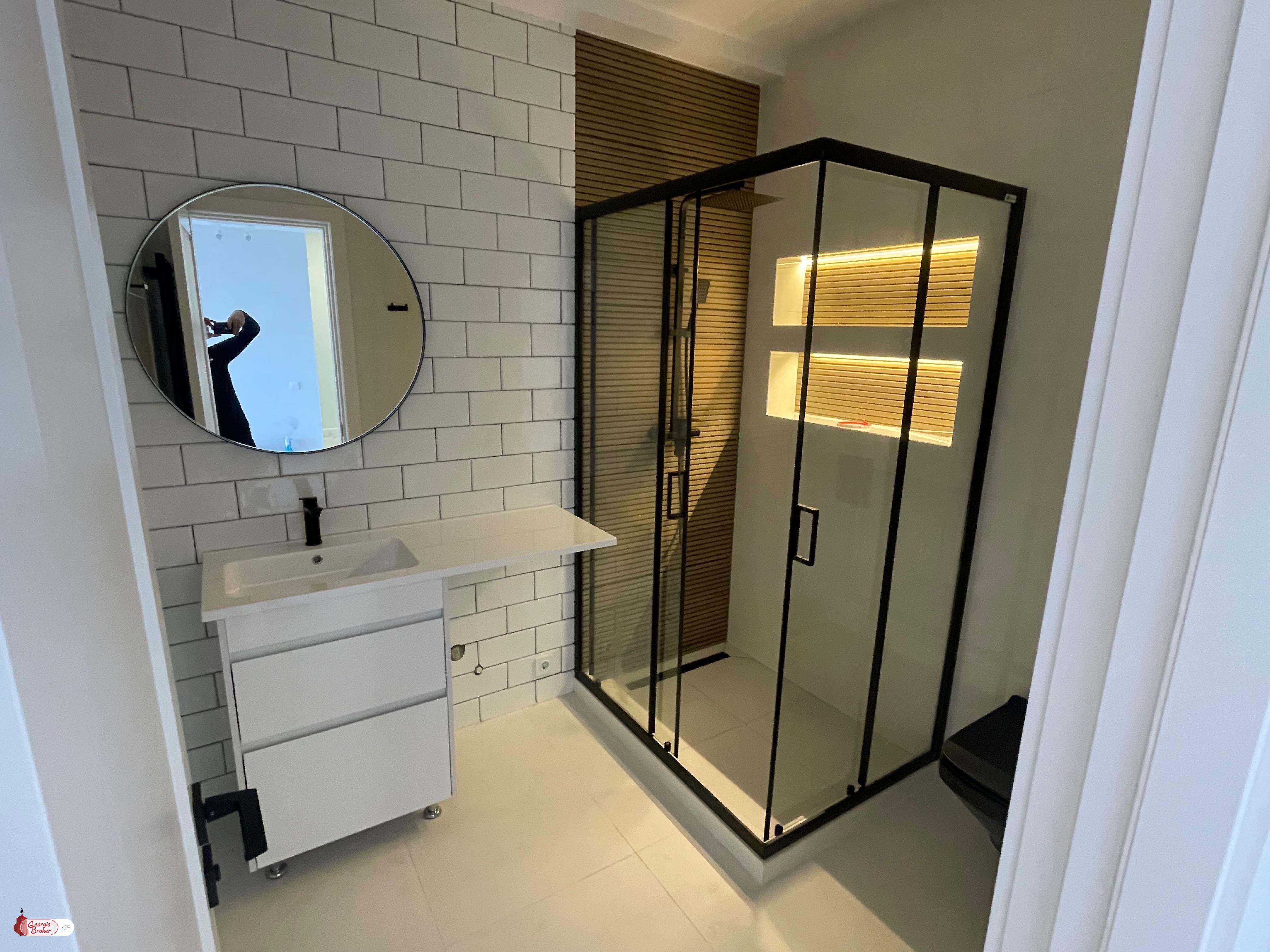 nearly repaired 2-room apartment for sale