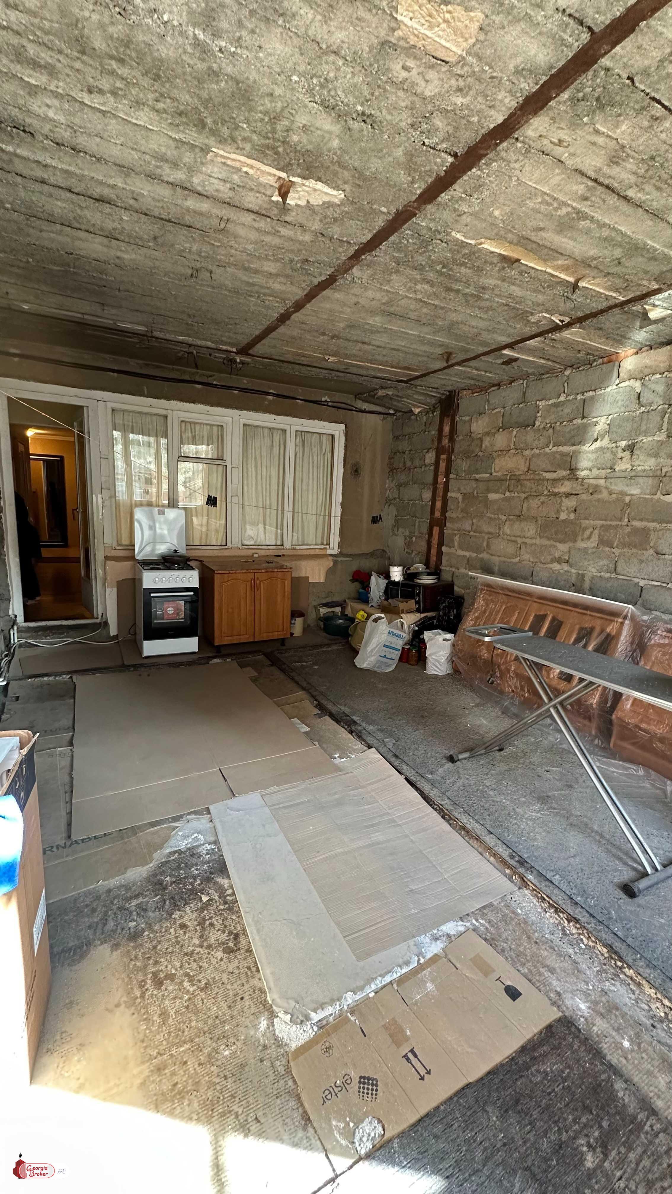 nearly repaired 4-room apartment for sale