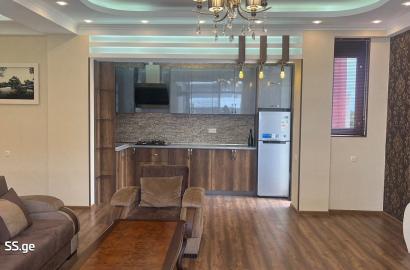 nearly repaired 2-room apartment for sale