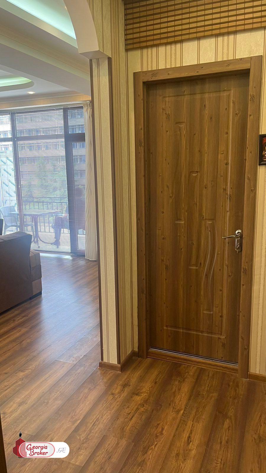 nearly repaired 2-room apartment for sale