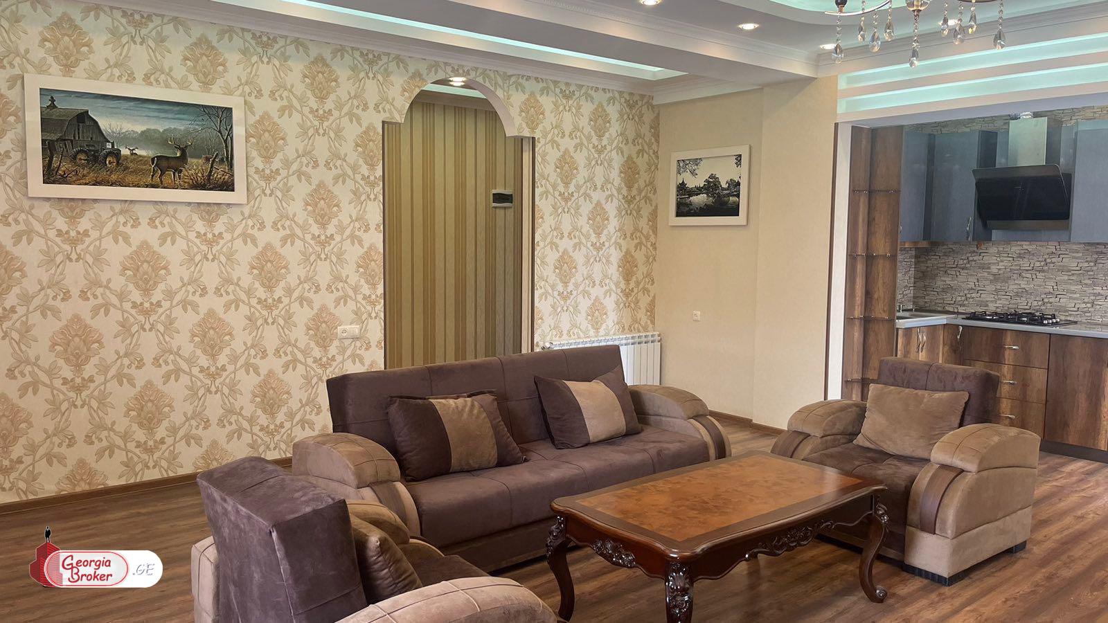 nearly repaired 2-room apartment for sale