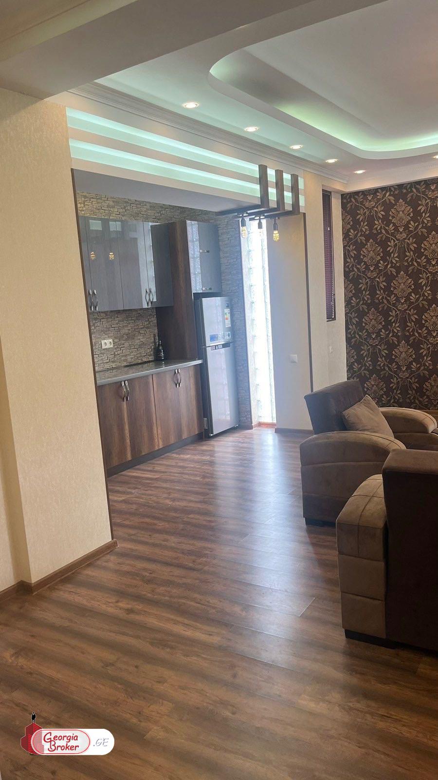 nearly repaired 2-room apartment for sale