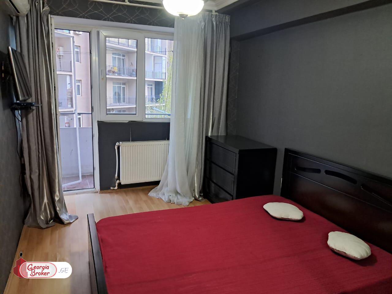 იყიდება ახალი გარემონტებული 3 ოთახიანი ბინა