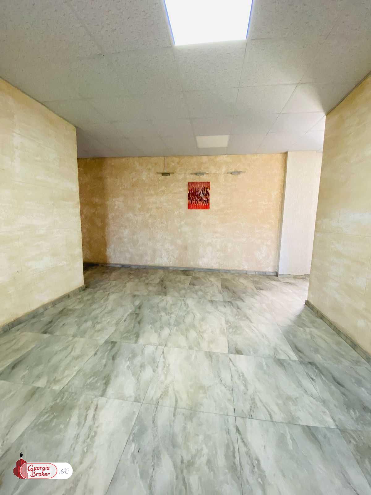 nearly repaired 2-room apartment for sale