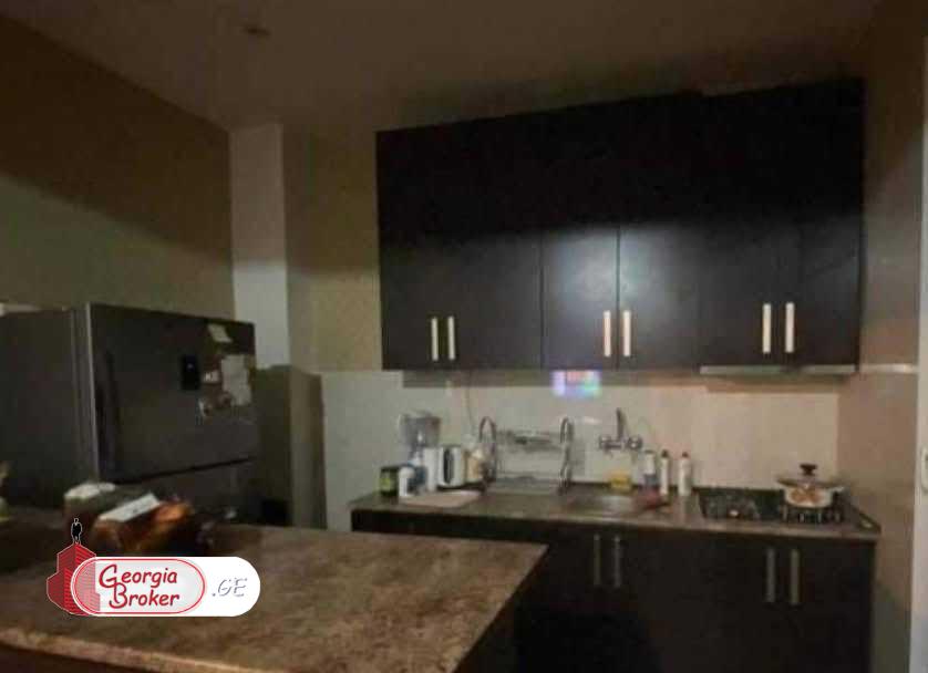 nearly repaired 3-room apartment for sale