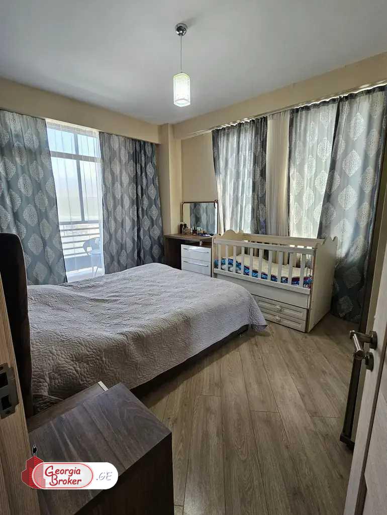 nearly repaired 3-room apartment for sale