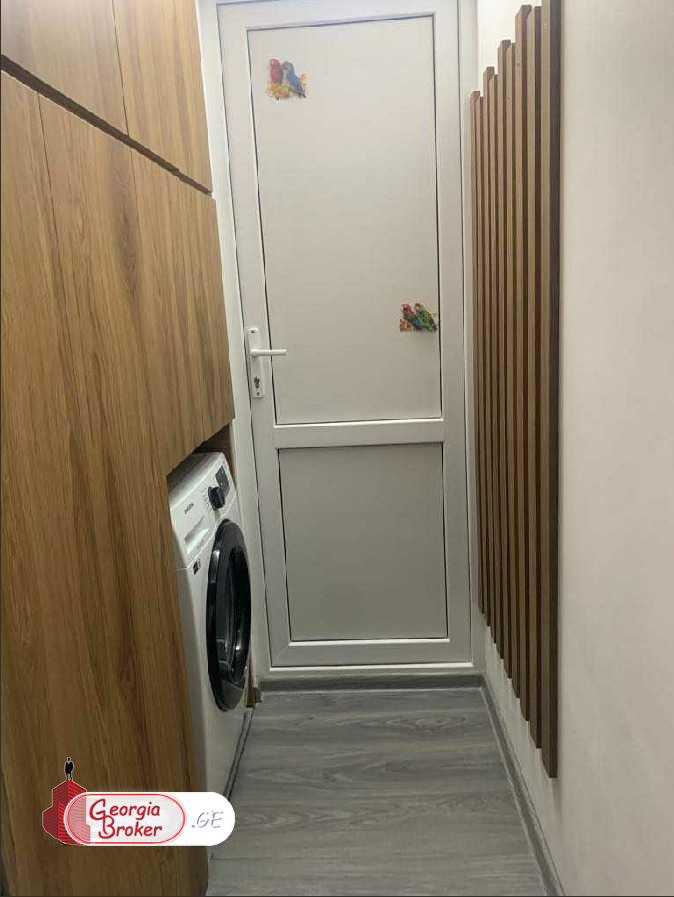 продается квартира с новым ремонтом 2-комнаты