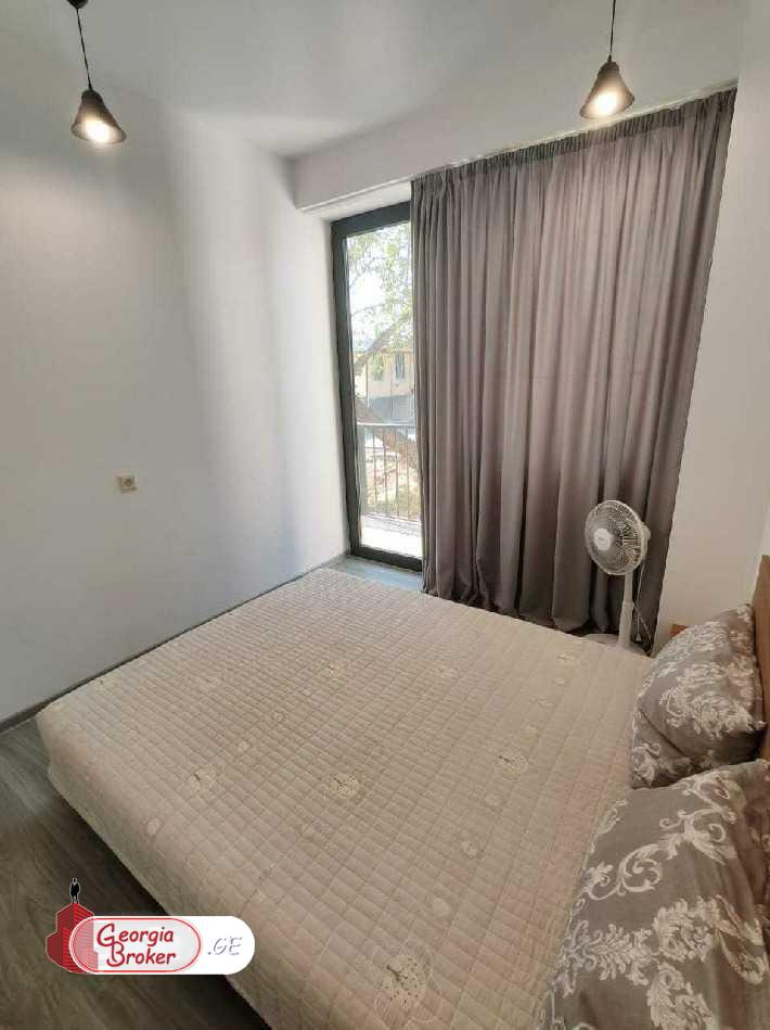 продается квартира с новым ремонтом 2-комнаты