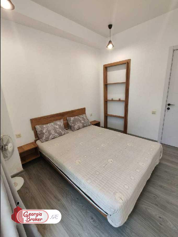 продается квартира с новым ремонтом 2-комнаты