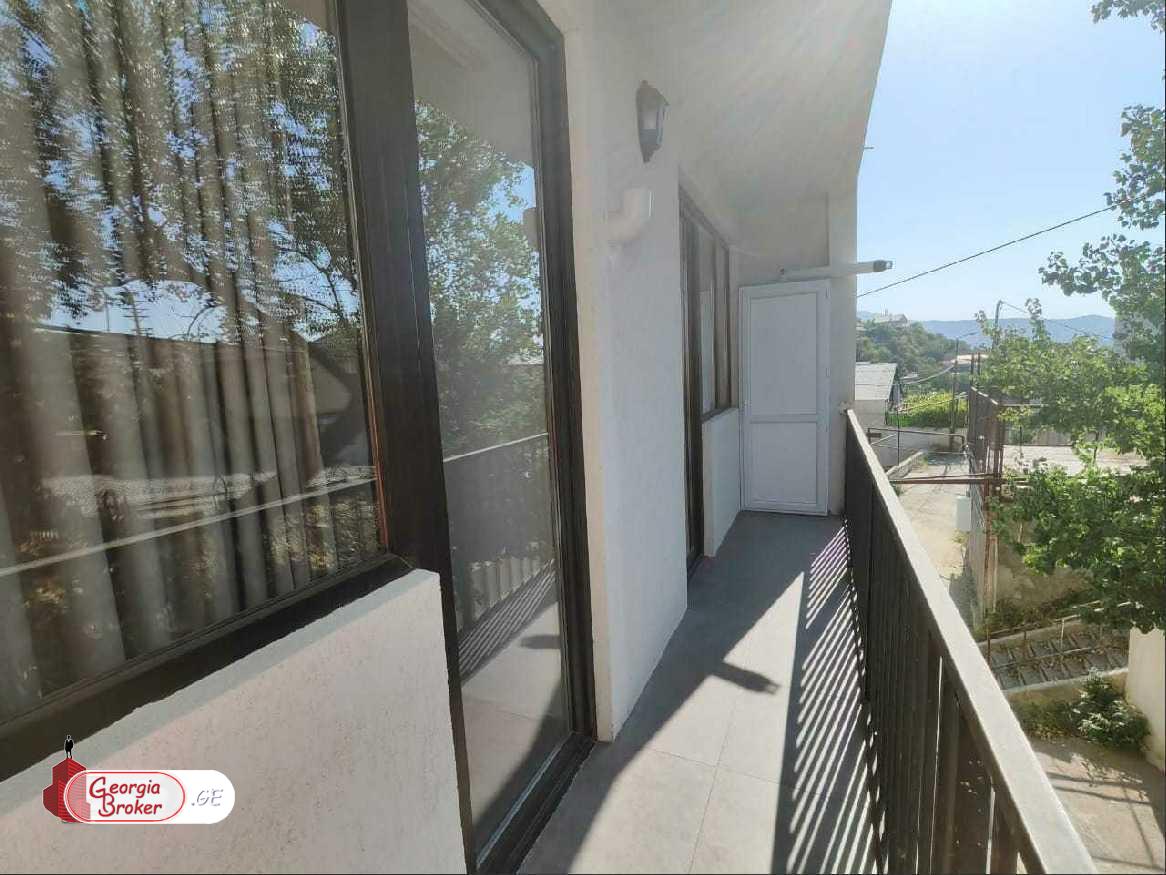 продается квартира с новым ремонтом 2-комнаты