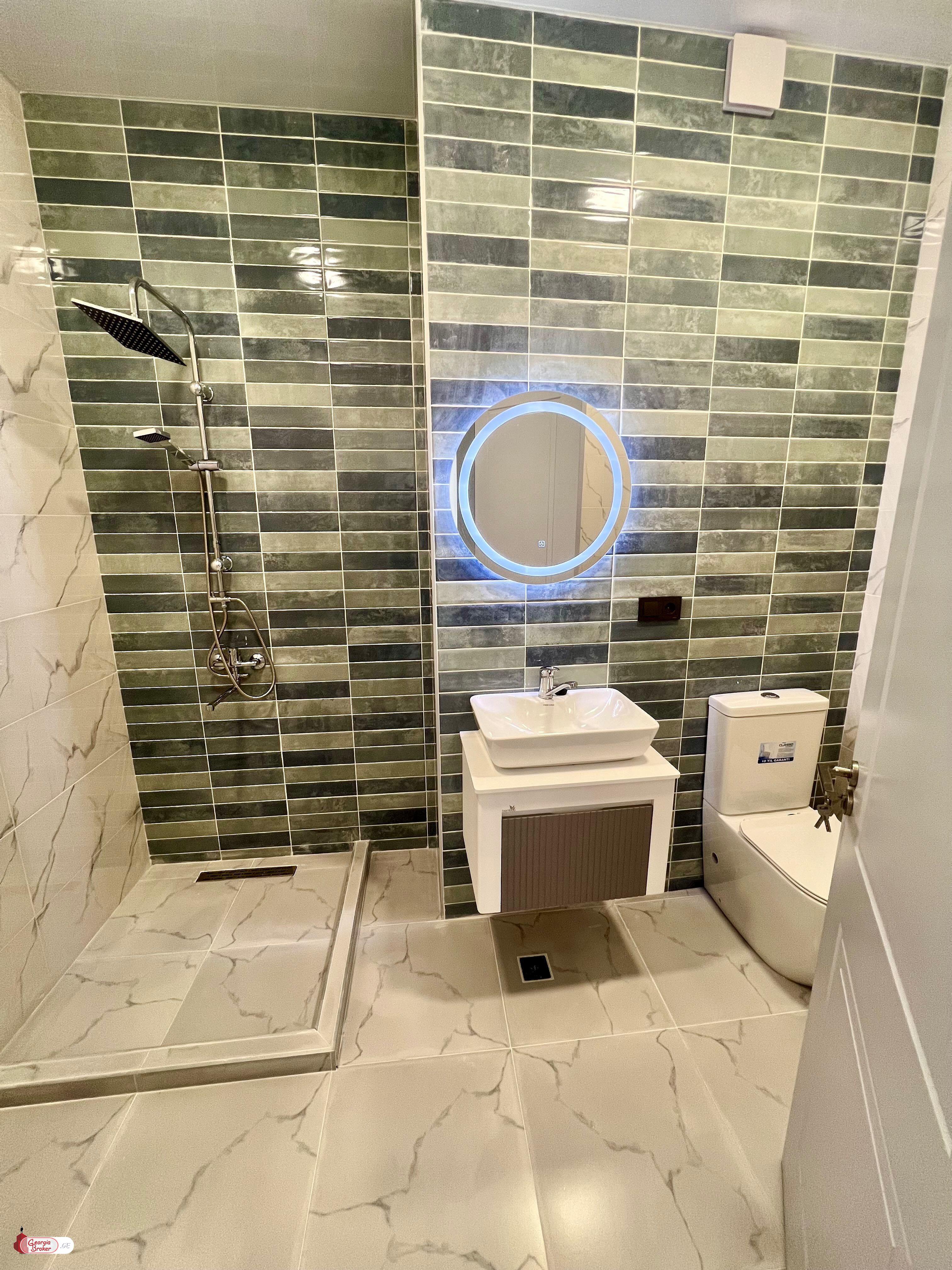 იყიდება ახალი გარემონტებული 2 ოთახიანი ბინა