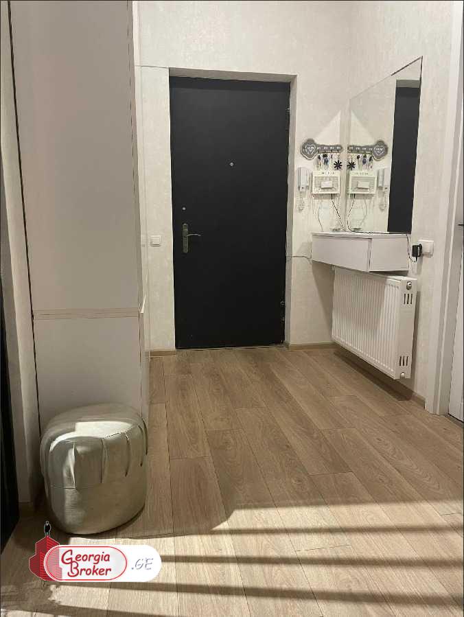 იყიდება ახალი გარემონტებული 3 ოთახიანი ბინა