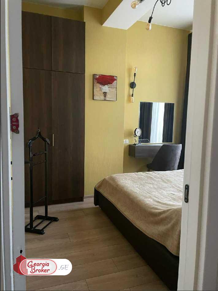 იყიდება ახალი გარემონტებული 3 ოთახიანი ბინა