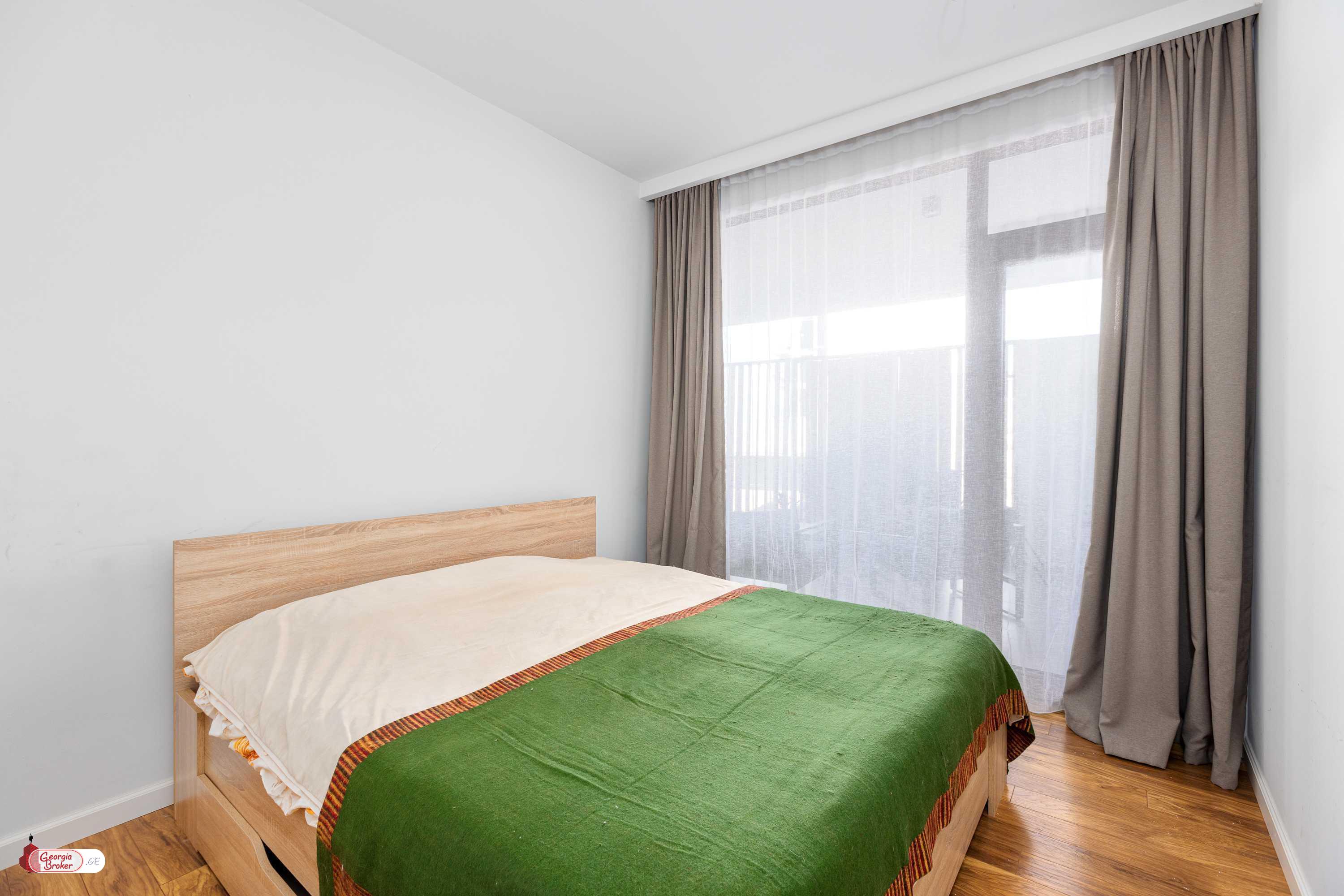 იყიდება ახალი გარემონტებული 3 ოთახიანი ბინა